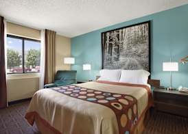 Super 8 by Wyndham Carbondale 5