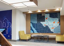 Holiday Inn Express & Suites DALLAS SOUTHWEST-CEDAR HILL by IHG 2