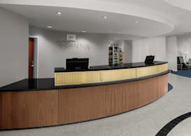 Courtyard by Marriott Santa Clarita Valencia 2