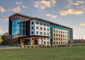 DoubleTree By Hilton Auckland Karaka 3
