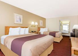 Days Inn by Wyndham Staunton 3