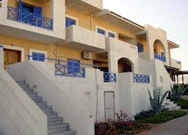 Mike's Beach Apartments & Studios 4