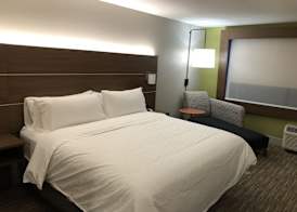 Holiday Inn Express & Suites RACINE by IHG 5