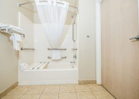 Microtel Inn & Suites by Wyndham Palm Coast I-95 5
