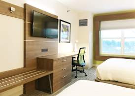 Holiday Inn Express & Suites WHITE RIVER JUNCTION by IHG 2