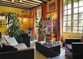 Logis Hôtel Auberge De L'ecole 3