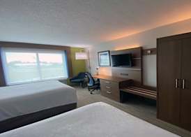 Holiday Inn Express & Suites SOMERSET CENTRAL by IHG 5