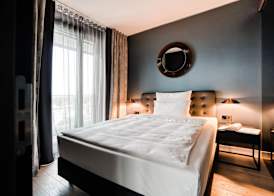 CLOUD No7 APARTMENTS - The Original 4