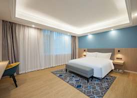 Holiday Inn Express Chengdu Tianfu Square by IHG 4