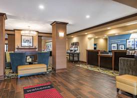 Hampton Inn & Suites Florence Center 4