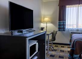 Super 8 by Wyndham Villa Rica 5