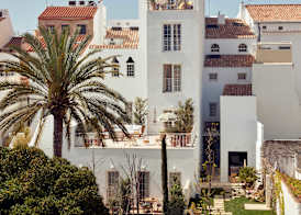 Cristine Bedfor Mahon Boutique Hotel 2