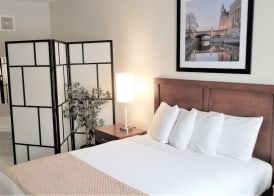 Days Inn by Wyndham Ottawa Airport 4