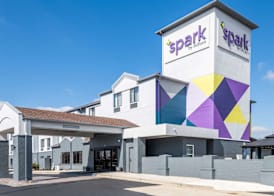 Spark by Hilton Oxford 3