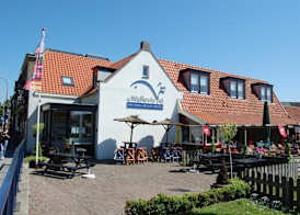 Bar-Bistro-Hotel DOK 5