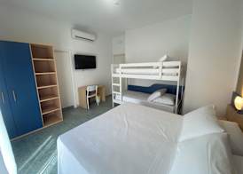 Primo Hotel 5