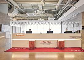 Ramada Hotel and Suites Seoul Namdaemun 2
