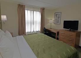 Quality Suites Lake Wright - Norfolk Airport 4