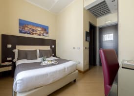 Hotel Naples 2