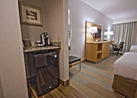 Holiday Inn MANAHAWKIN/LONG BEACH ISLAND by IHG 2