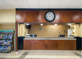 Suburban Studios Buffalo Airport 5