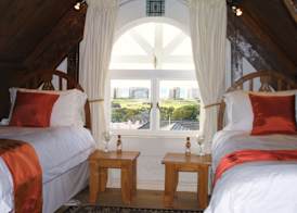 Braeside House Apartments 5
