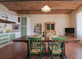 Terre di GIORGIO Agriturismo Villa la Palazzetta 5
