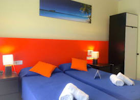 Barcelona City Centre Hostal 4