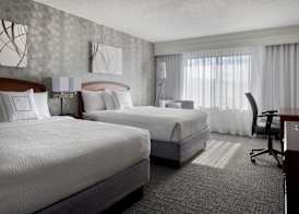 Courtyard by Marriott Lebanon 4