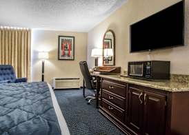 Quality Inn Schaumburg - Chicago near the Mall 4