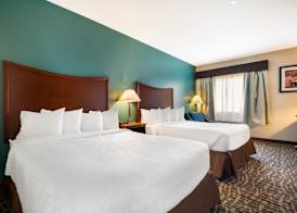 SureStay Plus Hotel by Best Western Topeka 4