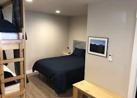 Eastside Guesthouse and Bivy 3