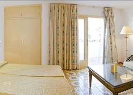 Apartamentos Bon Lloc 3
