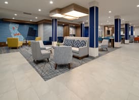 Holiday Inn Express & Suites VALENCIA - SANTA CLARITA by IHG 4