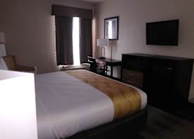 Quality Inn & Suites Mount Vernon 4