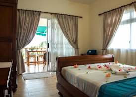 Seashell Beach Villa 4