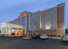 Hampton Inn Richmond - South 2