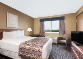 Baymont by Wyndham Columbus/Rickenbacker 3