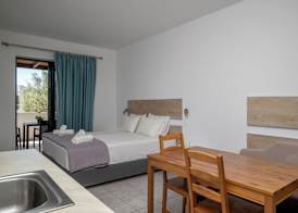 Triantafillas Suites 4