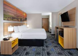 Days Inn by Wyndham Wooster 5
