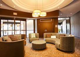 Best Western Plus Guildwood Inn 4