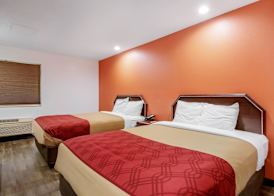 Econo Lodge Franklin 3