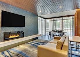 Fairfield Inn & Suites by Marriott Dallas Love Field 2