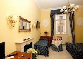 Caroline Suite 2
