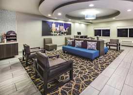 La Quinta Inn by Wyndham Indianapolis North 3
