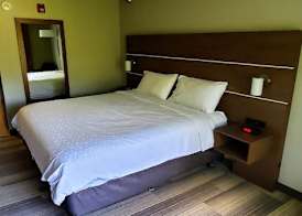 Holiday Inn Express & Suites KINSTON by IHG 4
