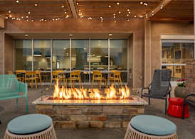 Home2 Suites by Hilton Bowling Green 3