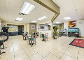 Econo Lodge Salisbury South 4