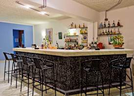 Trianta Hotel Apartments 3