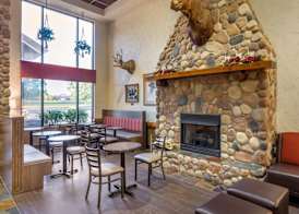 Comfort Inn & Suites Branson Meadows 2
